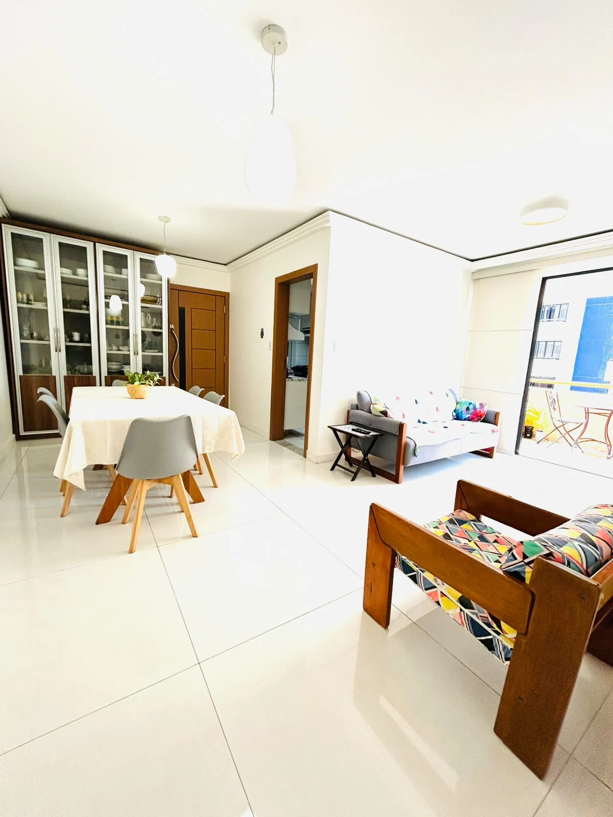 Sala de estar e jantar